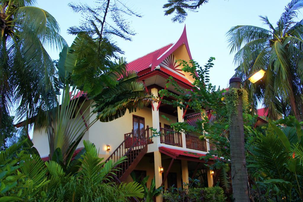 Palm Village Rawai Kültér fotó