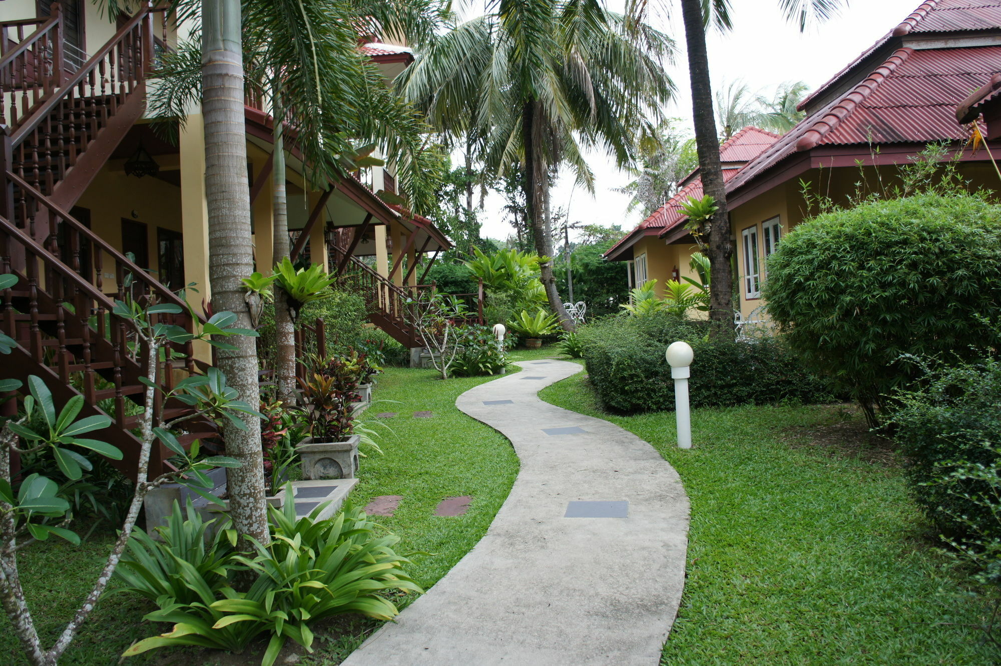 Palm Village Rawai Kültér fotó